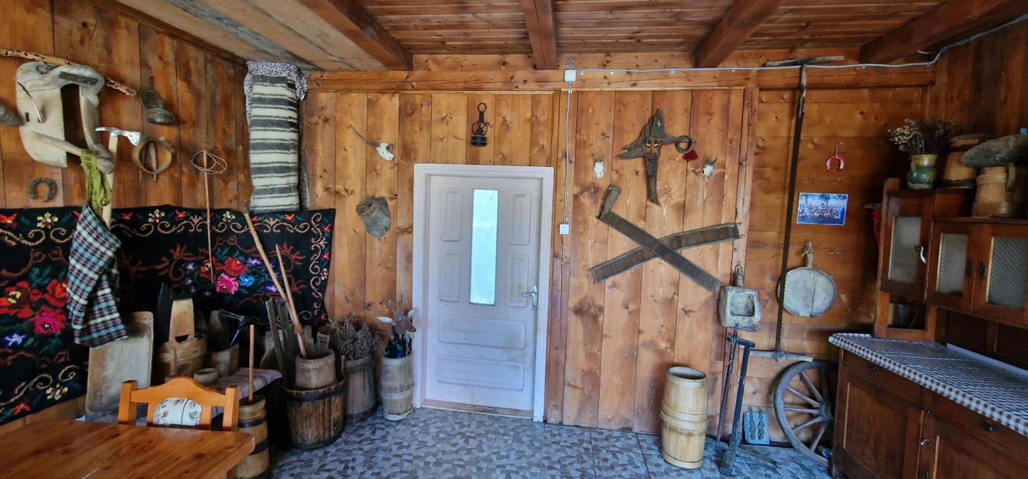 Casa Agroturistica Tarancuta Din Vatra Moldovitei酒店 外观 照片